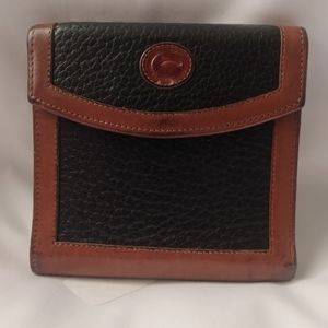 🎈SALE🎈VINTAGE DOONEY & BURKE WALLET